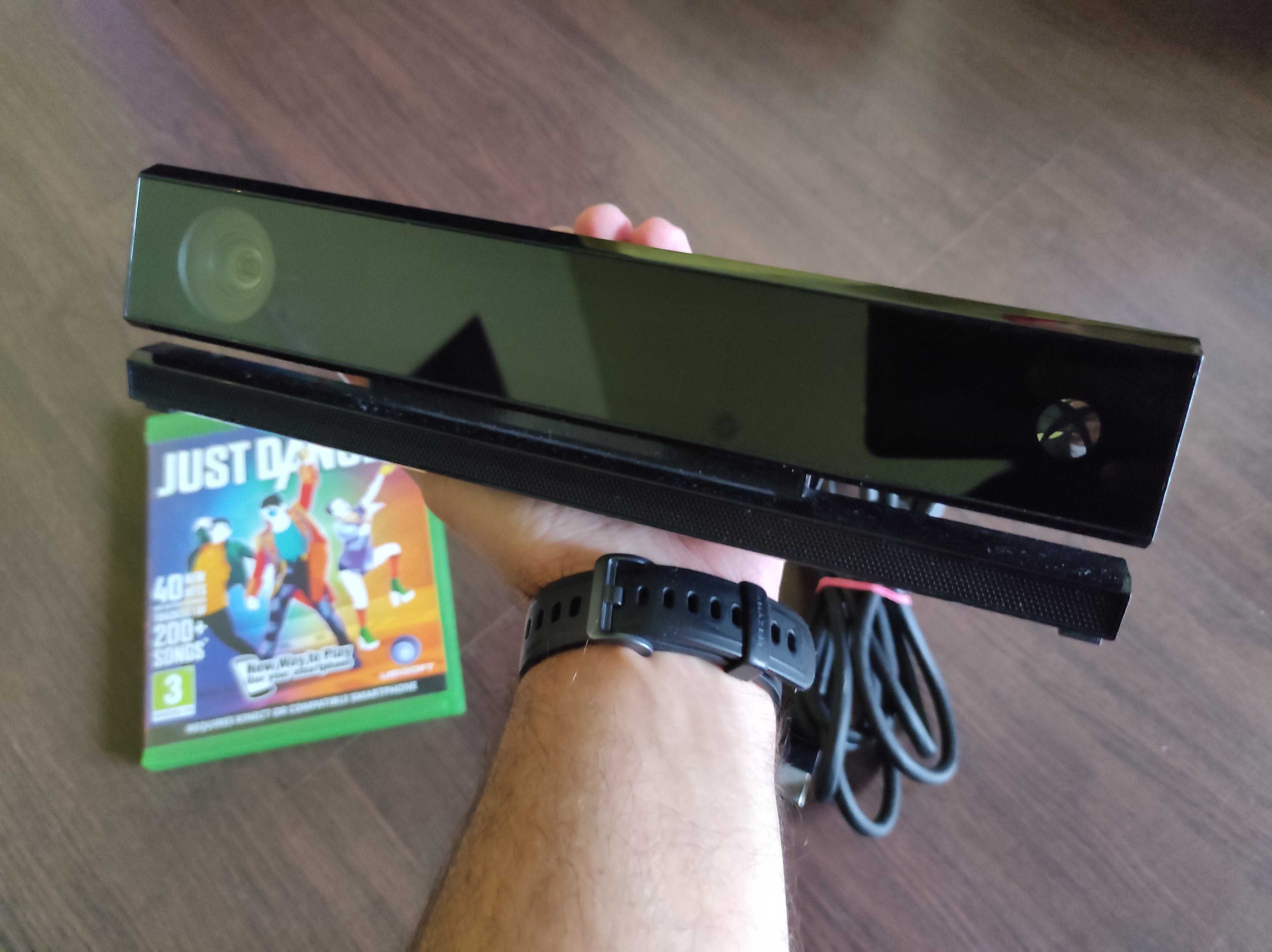 Kinect Xbox One impecabil impreuna cu joc Just Dance 2017