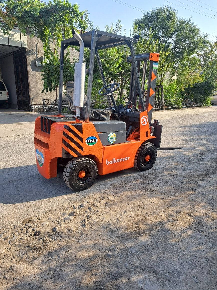 Автокара сотилади холати.зур.2 тоннали.ишга.таййор.