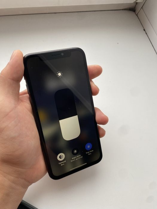 Продам хс айфон.