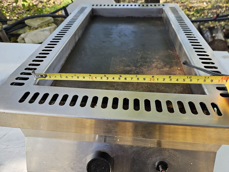 Скара на Газ гладка със стоманена плоча Цена 450лв.