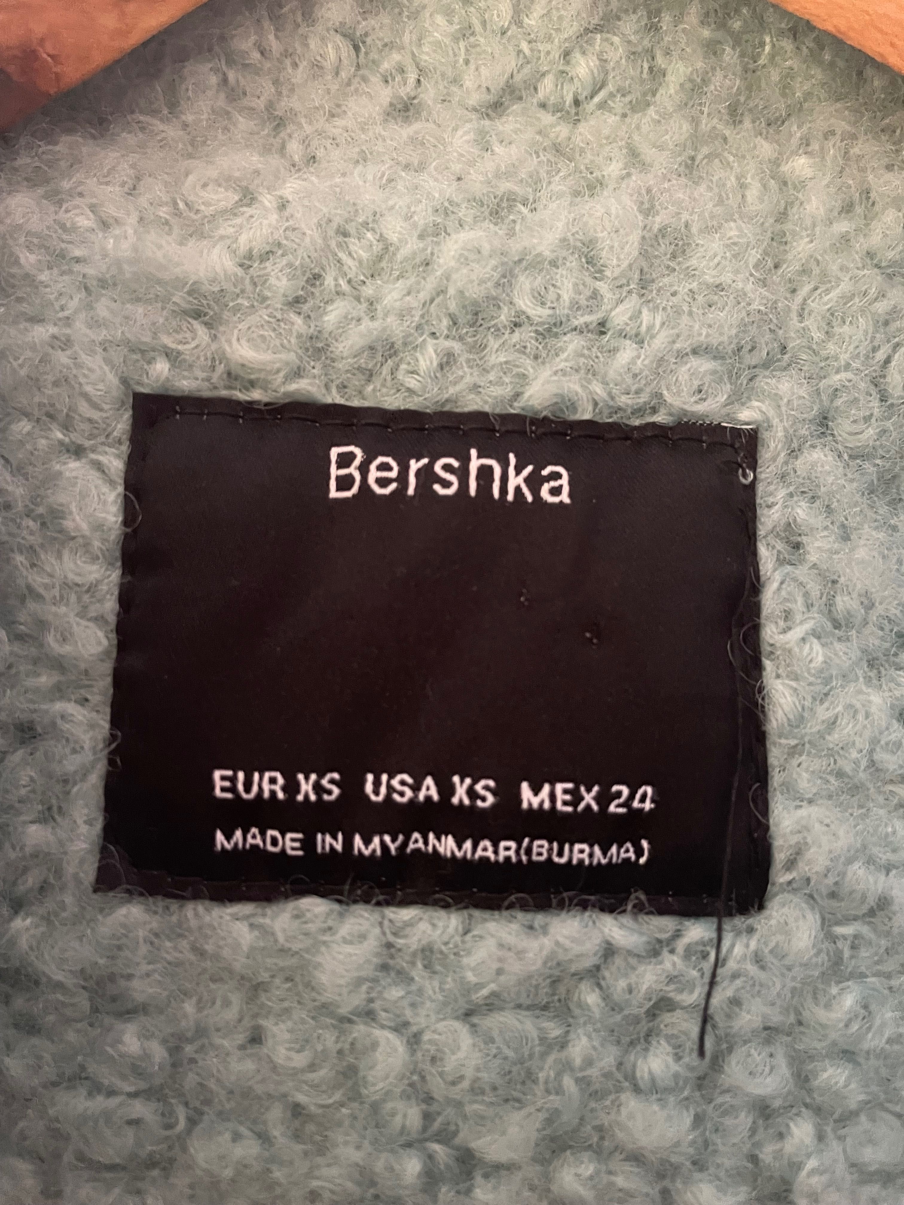 Палто Bershka ментово здлено