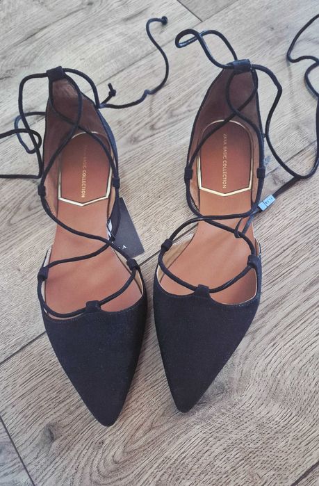 ZARA Елегантни балеринки с връзки
