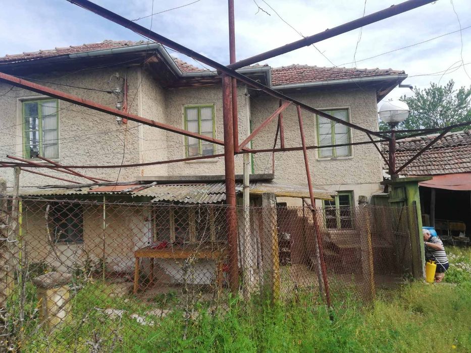 Продава се Къща в с. Сливовица, Област Велико Търново - 100 кв.м за 153 €/кв.м - Снимка #2