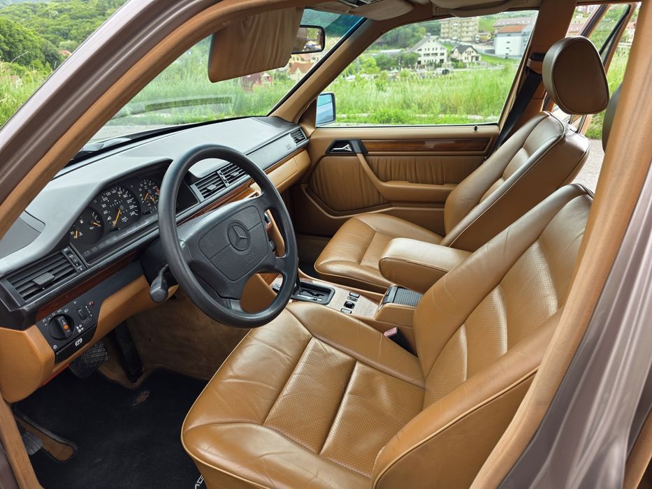 Vând Mercedes w 124