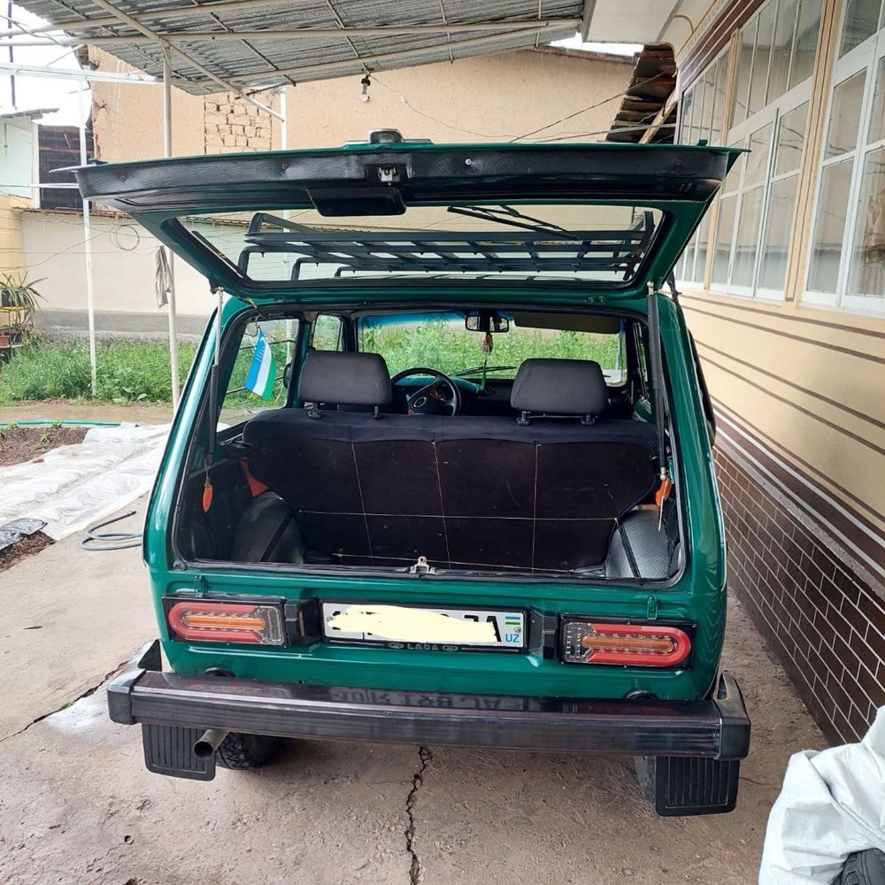 LADA NIVA 4x4 sotladi 7 000$  kami bor