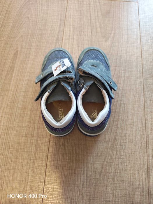 De vânzare încălțăminte pentru băieți mărimea 27