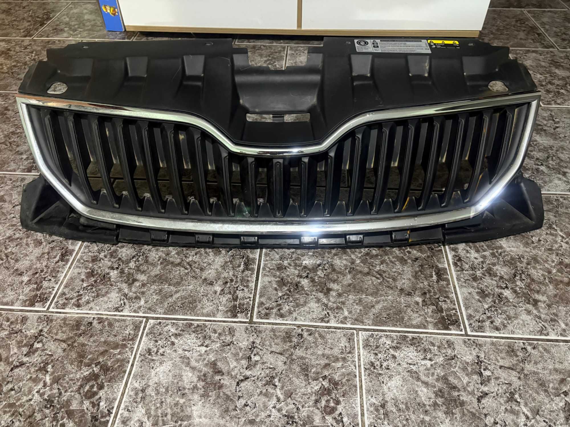 Централна решетка за Шкода Фабия 3 / Skoda Fabia III 2013 - 2017