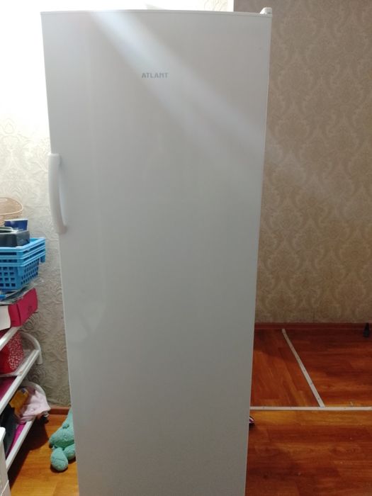 Морозильная камера новый с документами  семь полок за 150000 тысяч тен