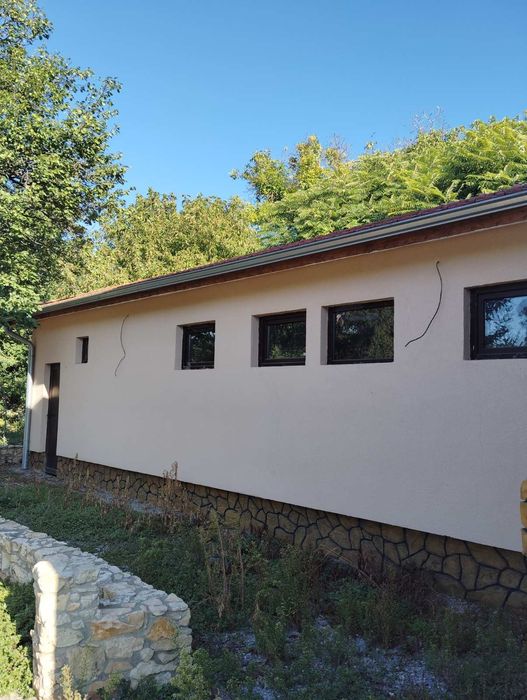 Продавам къща в гр. Каспичан