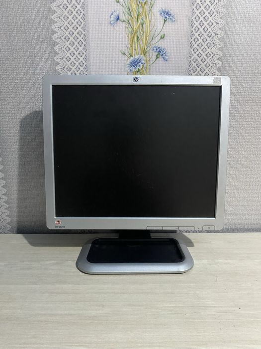 Мониторы разные