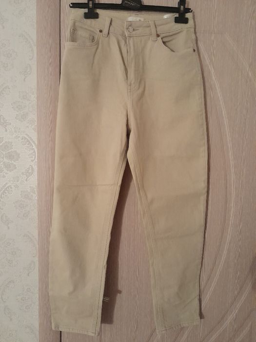 Нов панталон на Н&М