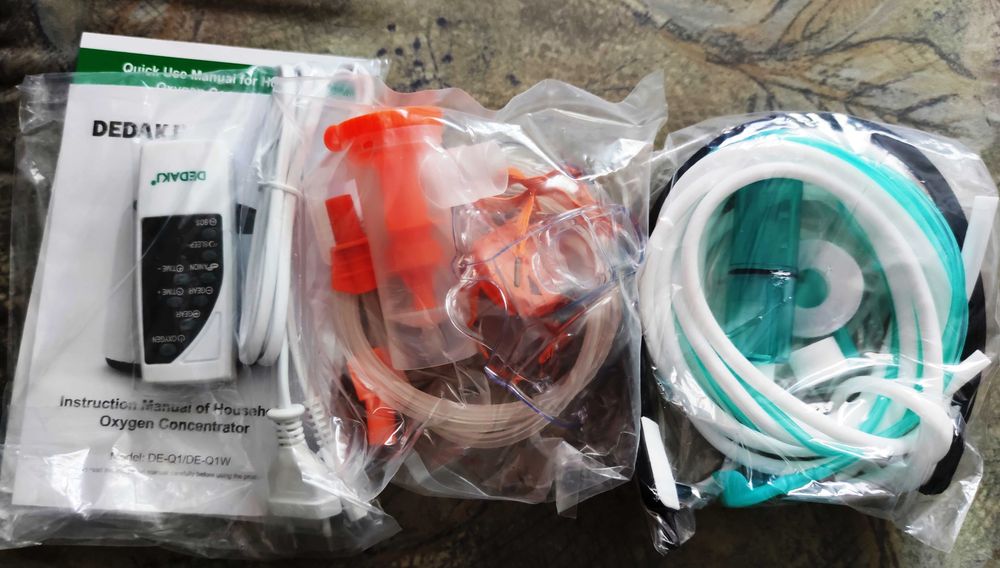 Concentrator de oxigen portabil 1-8L DEDAKJ DE-Q1 cu telecomanda NOU