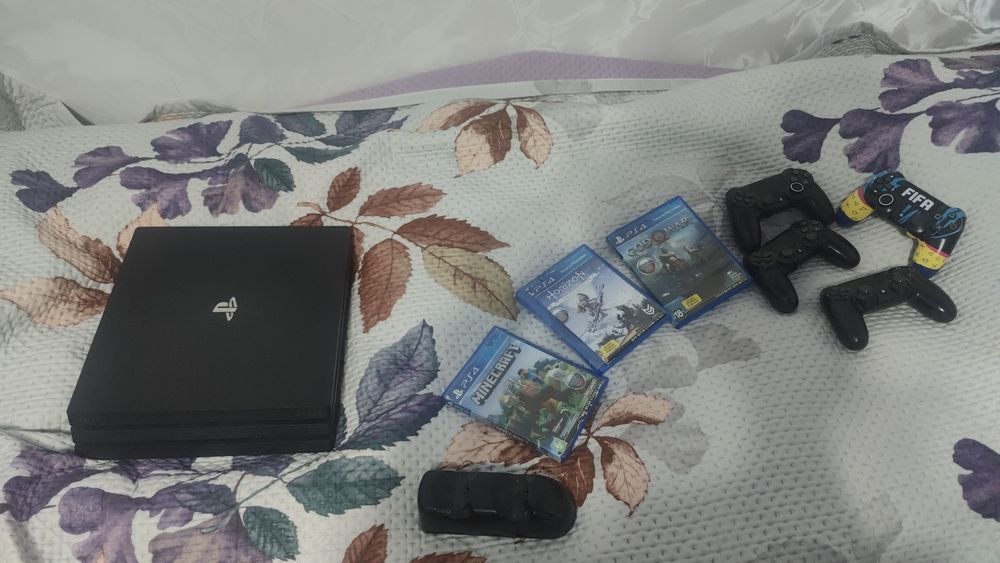 Playstation 4 pro 1tb
