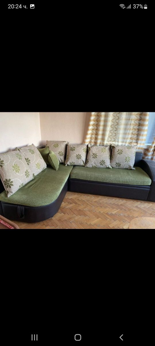 Разтегателен ъглов диван, употребяван