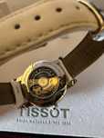 Часовник Tissot - механичен