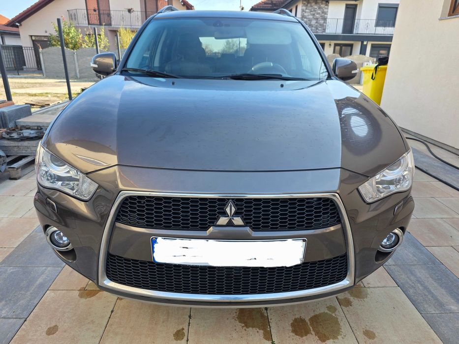 Mitsubishi Outlander an 2011 Disel 4×4