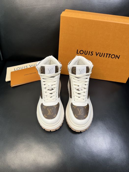 Ghete Louis Vuitton , pe comanda , calitate premium , noi , 43