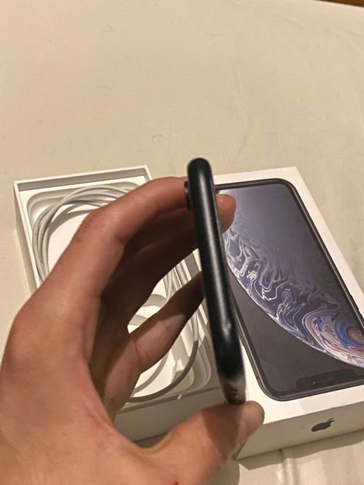 IPhone Xr 64GB черен
