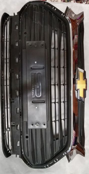 Срочно продается трекер 2 облицовка