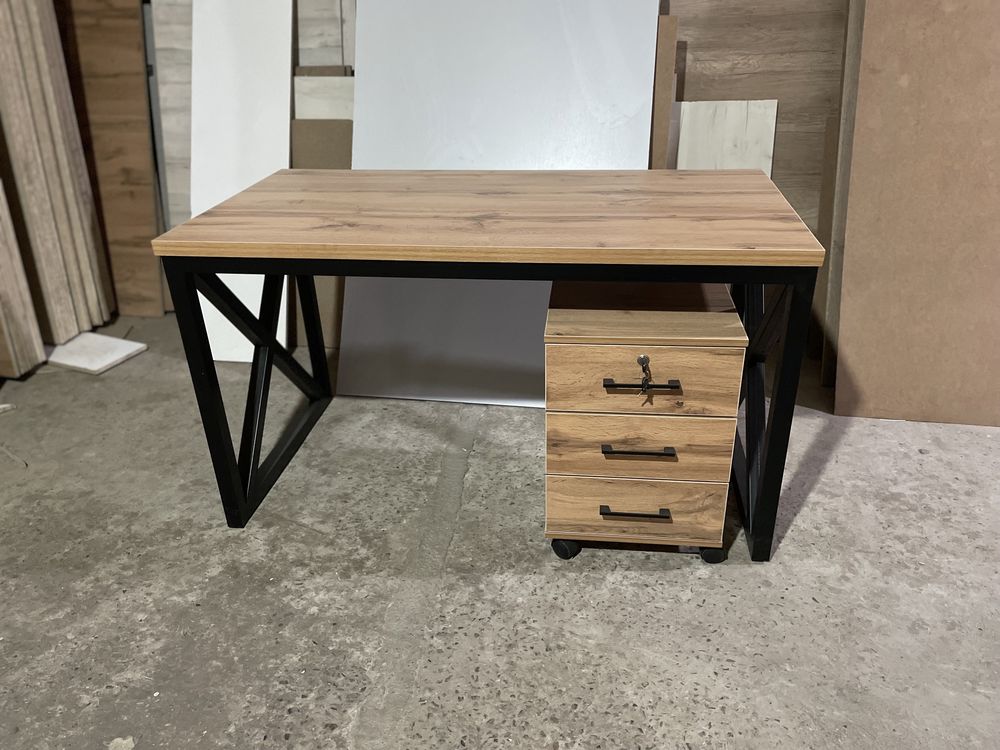 Стол лофт, офисный стол, письменный стол, компьютерный стол