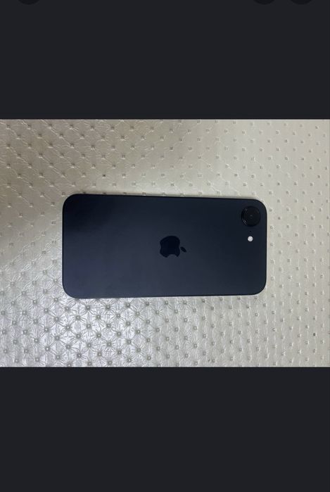 Обменяю IPhone 16 e