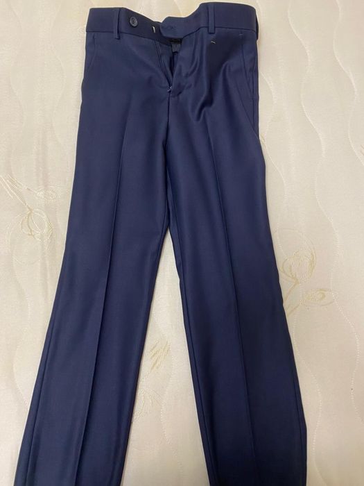 Школьные брюки Herdal новые на 7 лет