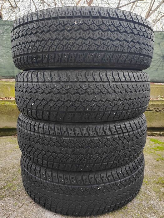 215/70/16 4бр.Yokohama Зимни гуми