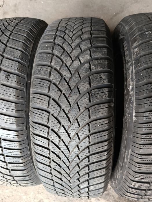 Зимни гуми -17цола -215/65-1бр.-75лв."BRIDGESTONE"
