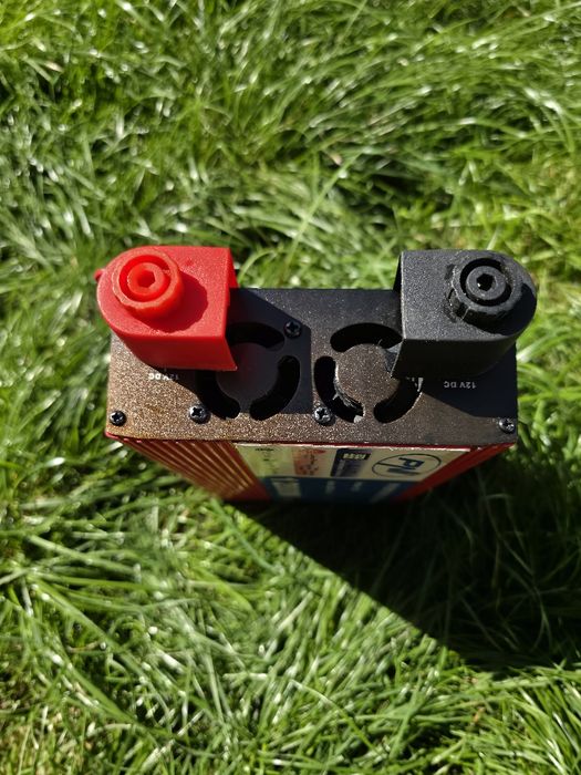 Invertor de tensiune PNI, L1200W  "NOU" alimentare, 12V, iesire 230V