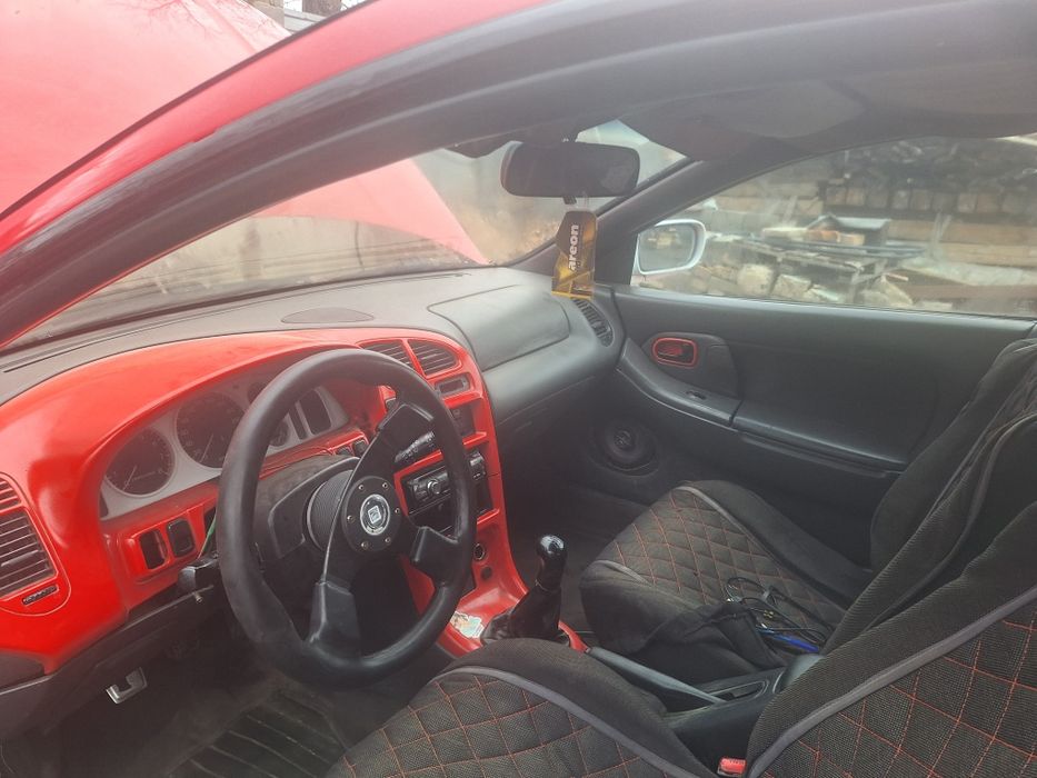 Продам мазда 323 f. 1995 года кузов ва.нуждается в небольшом ремонте