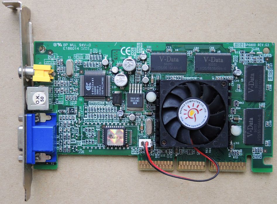 Sparkle SP6800M4TV/64MB GeForce 2 MX400 64Mb 128bit TV-Out AGP Testat