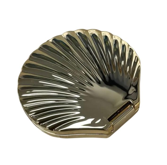 Маленькое зеркальцо