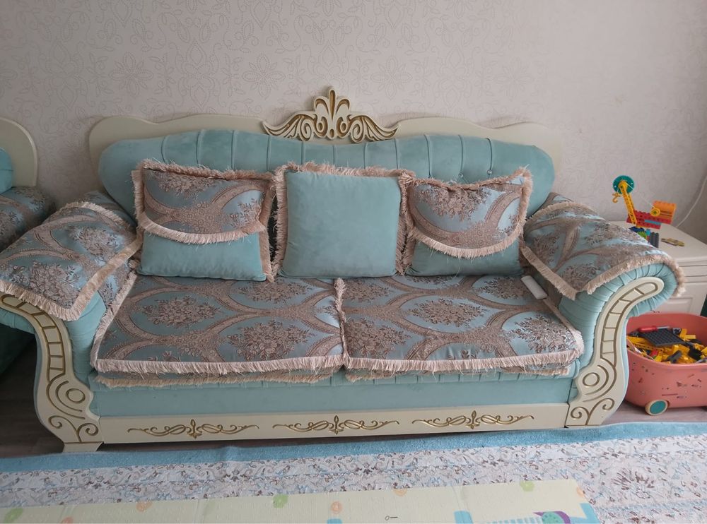 Продам Шкаф, комот, диван