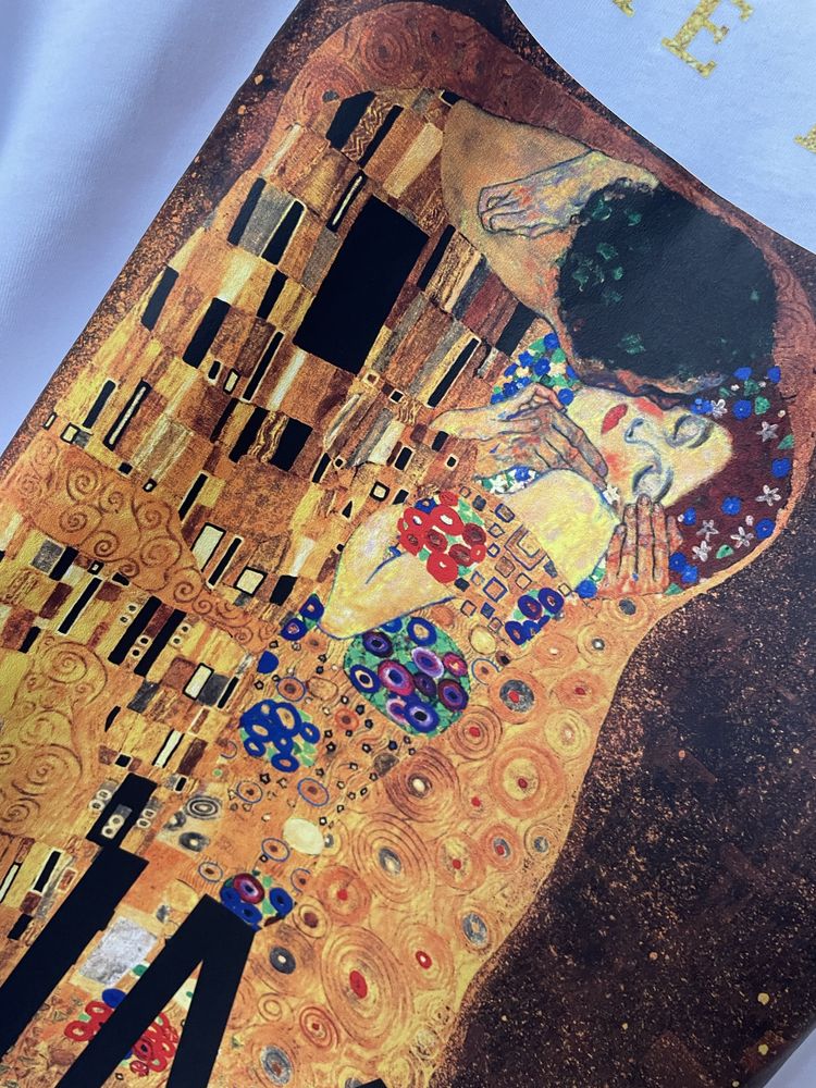 Тениска “Целувката” - The Kiss by Klimt