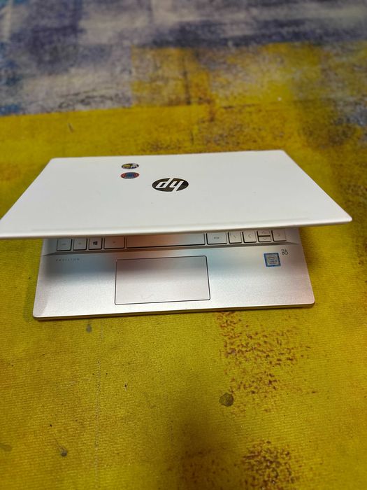 laptop hp 14 ce00xx, i3 gen 8, alb