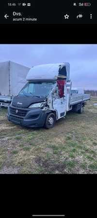 Vând cabina de dormit fiat Ducato avariata cu geam aerisire pe partea