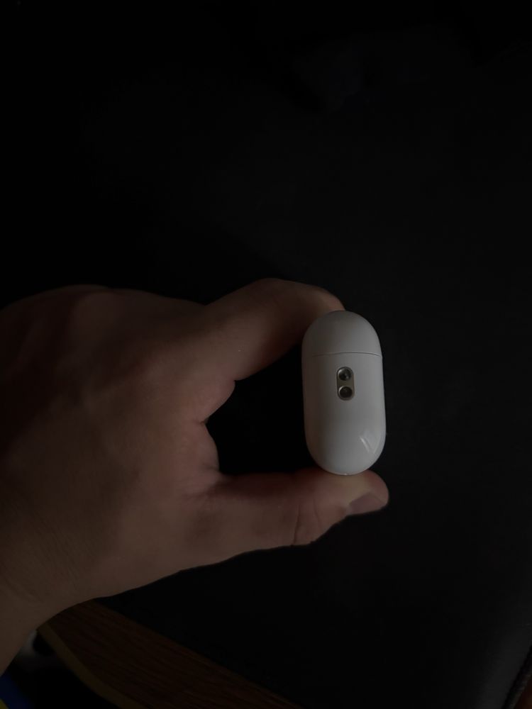 Apple airpods pro 1st gen
