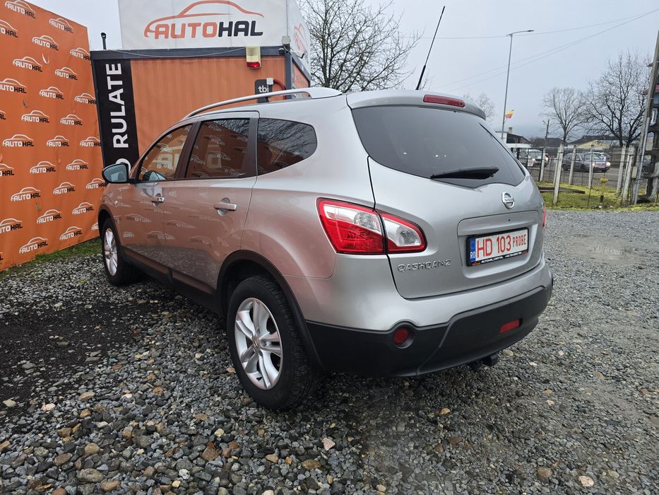 Nissan Qashqai +2 TEKNA 4X4 Benzină Finantare Rate-Credit