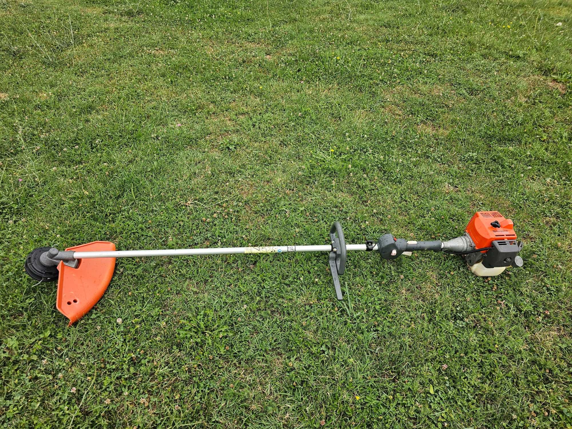Моторна Коса HUSQVARNA 132.RJ. Перфектна..