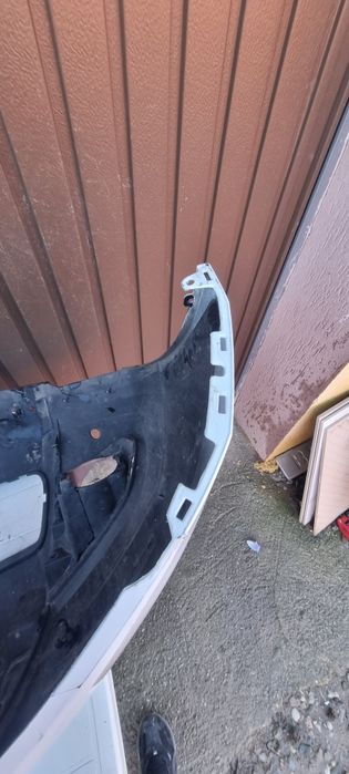 Bara fata dacia duster