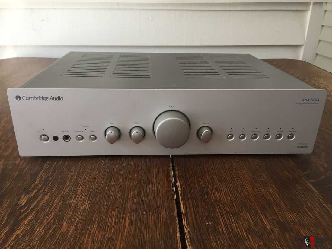 Cambridge Audio Azur 540A - стерео усилвател отлично състояние