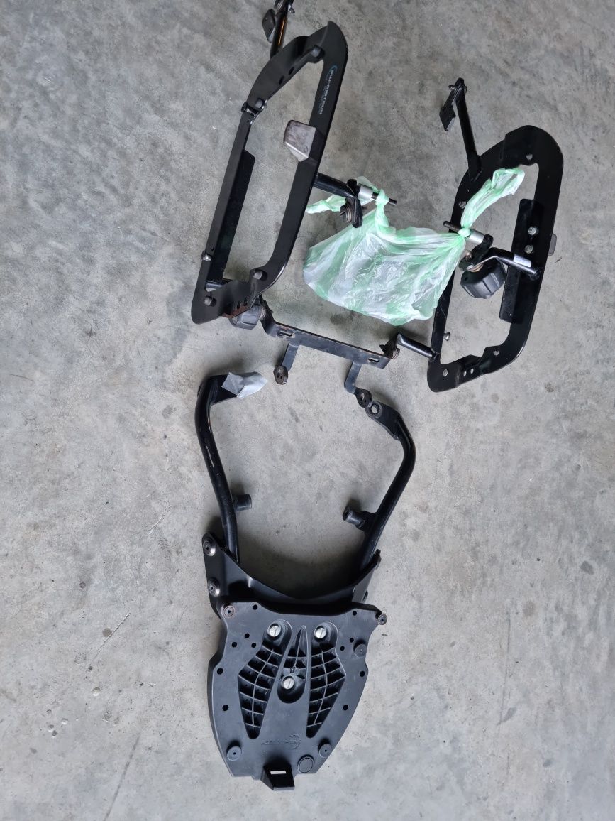 Suport cutii ( topcase + sidecase )pentru Honda Hornet PC41