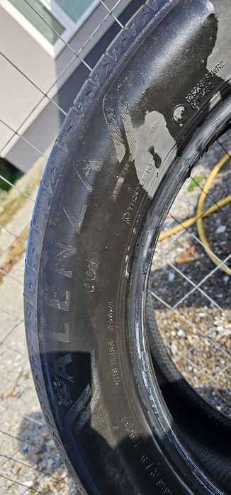 2бр. летни гуми Bridgestone 235/55 19