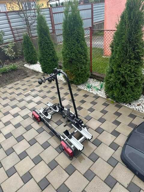 Vând Suport Eufab 2 Biciclete  Cu Prindere Pe Carlig