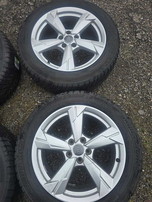 Продаваме лети джанти 18" с зимни гуми Bridgestone за Audi A6 4K 2020г