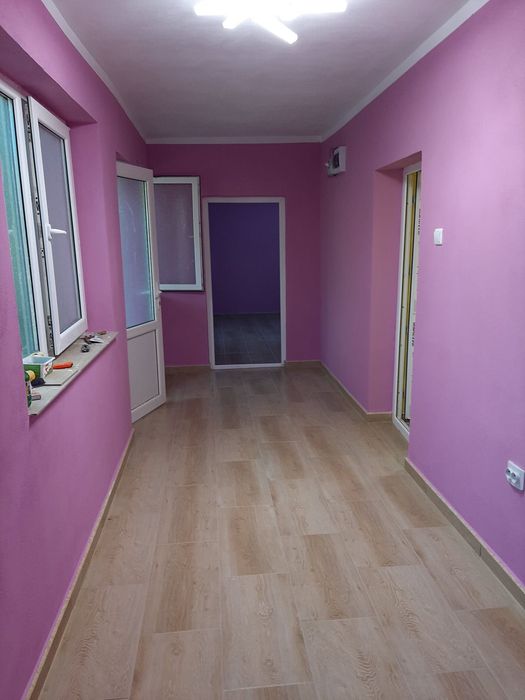 Echipă particulară zugrăvim la 300 de lei camera, glet polistiren etc.