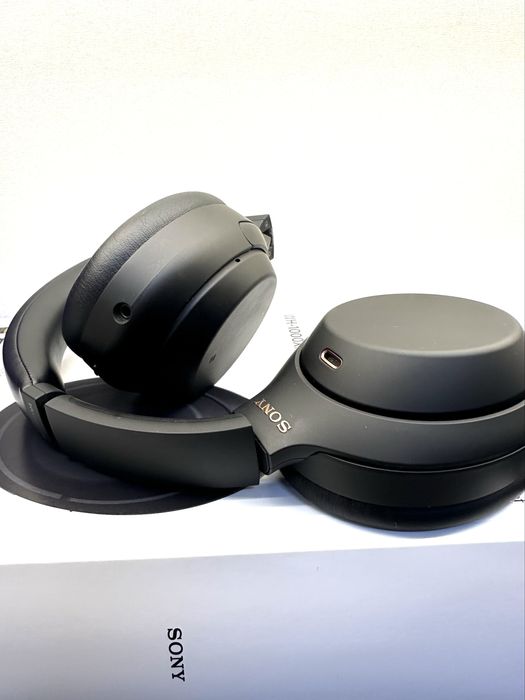 Наушники Sony WH -1000XM4