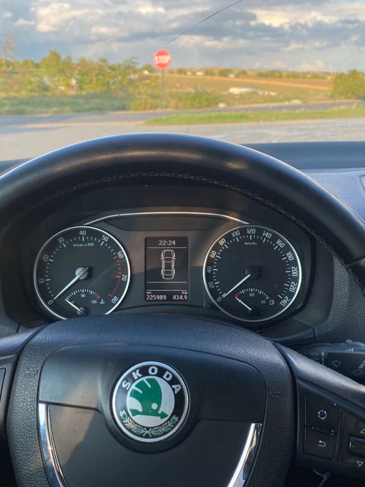 Vând sau schimb Skoda Octavia