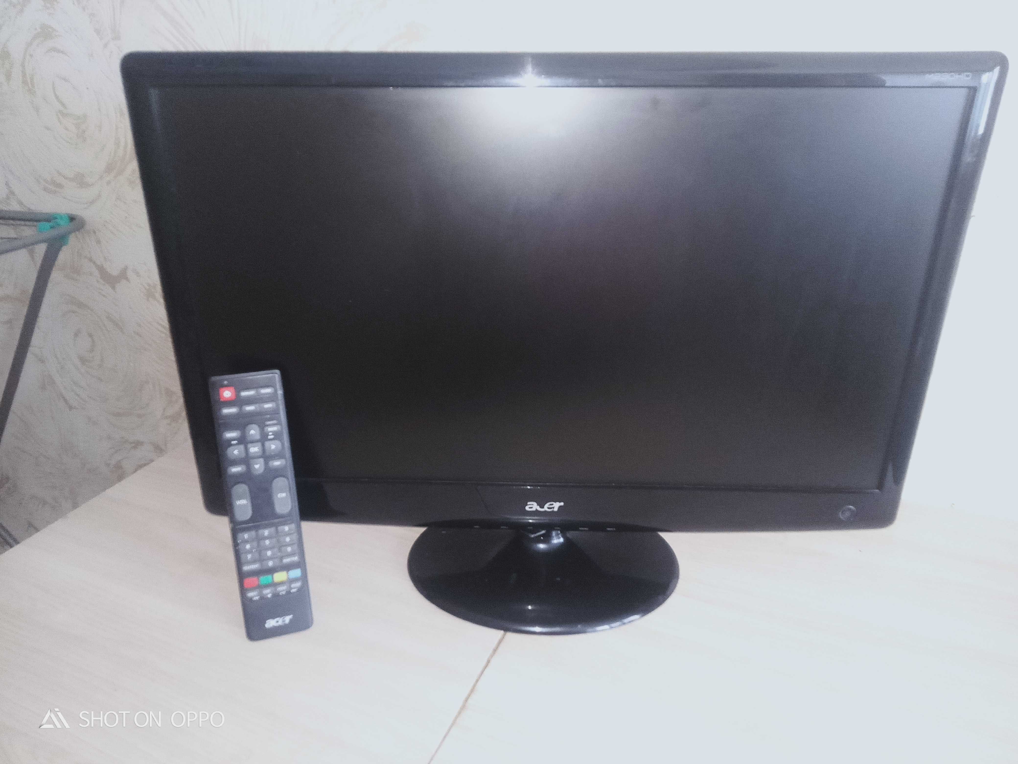 ТВ монитор ACER M230HD (2 в 1)