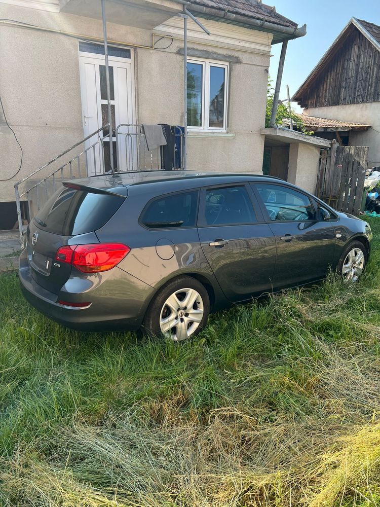 Vand opel astra 2012